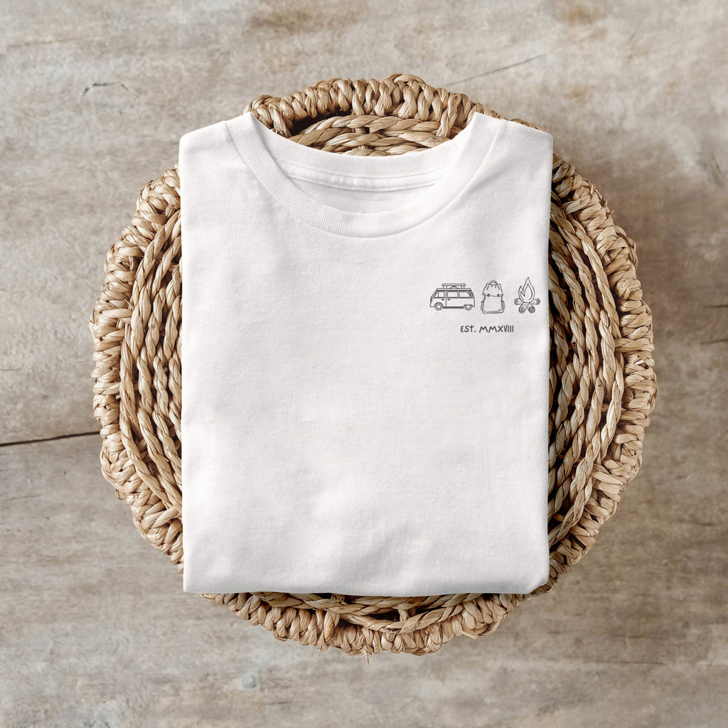 Camping T-Shirt |mit Wunschdatum | minimalistisches Design | - GlamourDesign