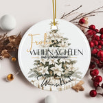 Lade das Bild in den Galerie-Viewer, Personalisierter Weihnachtsbaumanhänger mit Familiennamen Individueller Christbaumschmuck bedruckte Weihnachtsdeko Geschenk mit Wunschtext
