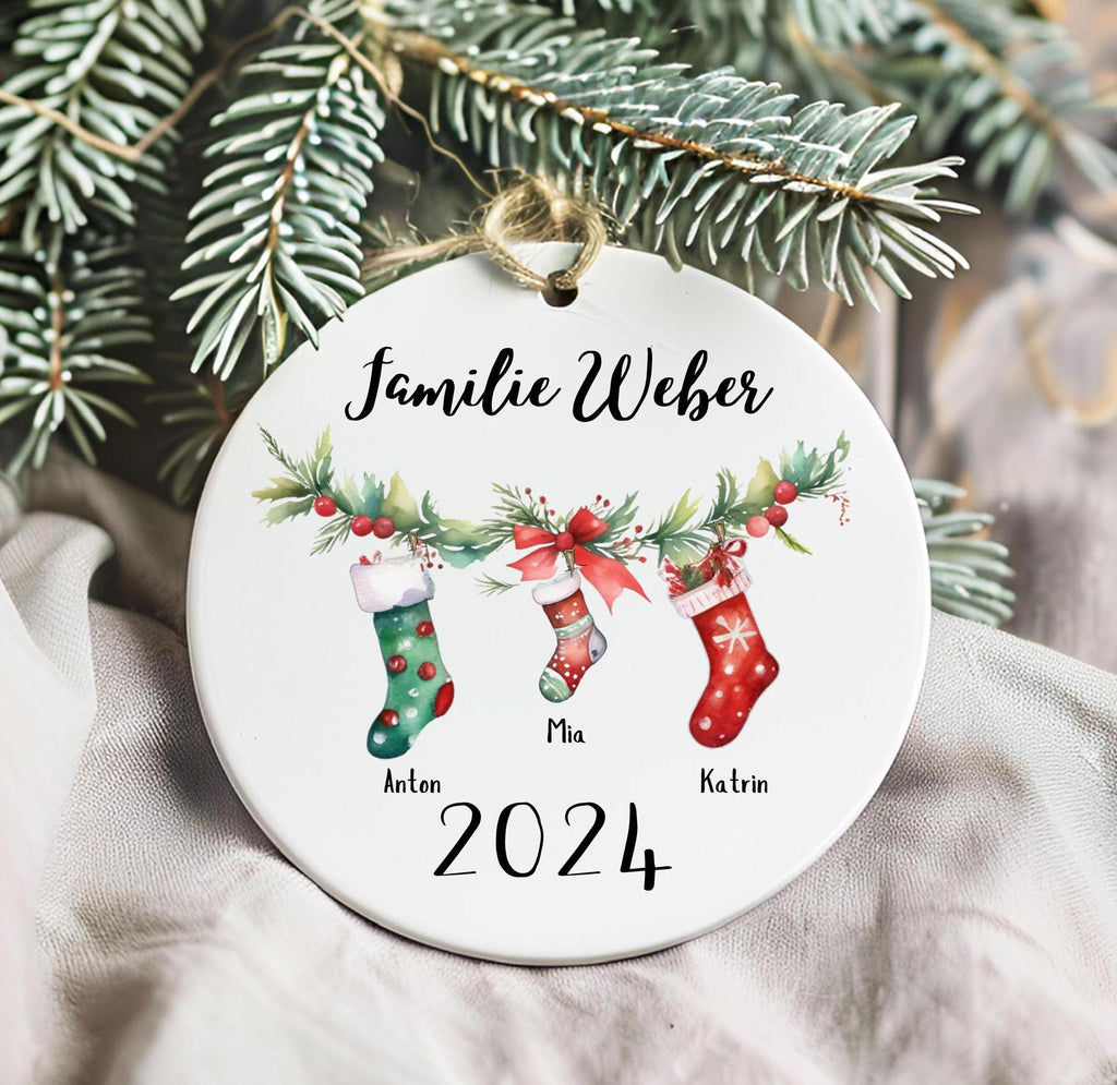 Personalisierter Weihnachtsbaumanhänger | Keramik-Ornament | Individueller Baumschmuck | Familie