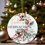 Lade das Bild in den Galerie-Viewer, Personalisierter Weihnachtsbaumanhänger mit Familiennamen Individueller Christbaumschmuck bedruckte Weihnachtsdeko Geschenk mit Wunschtext
