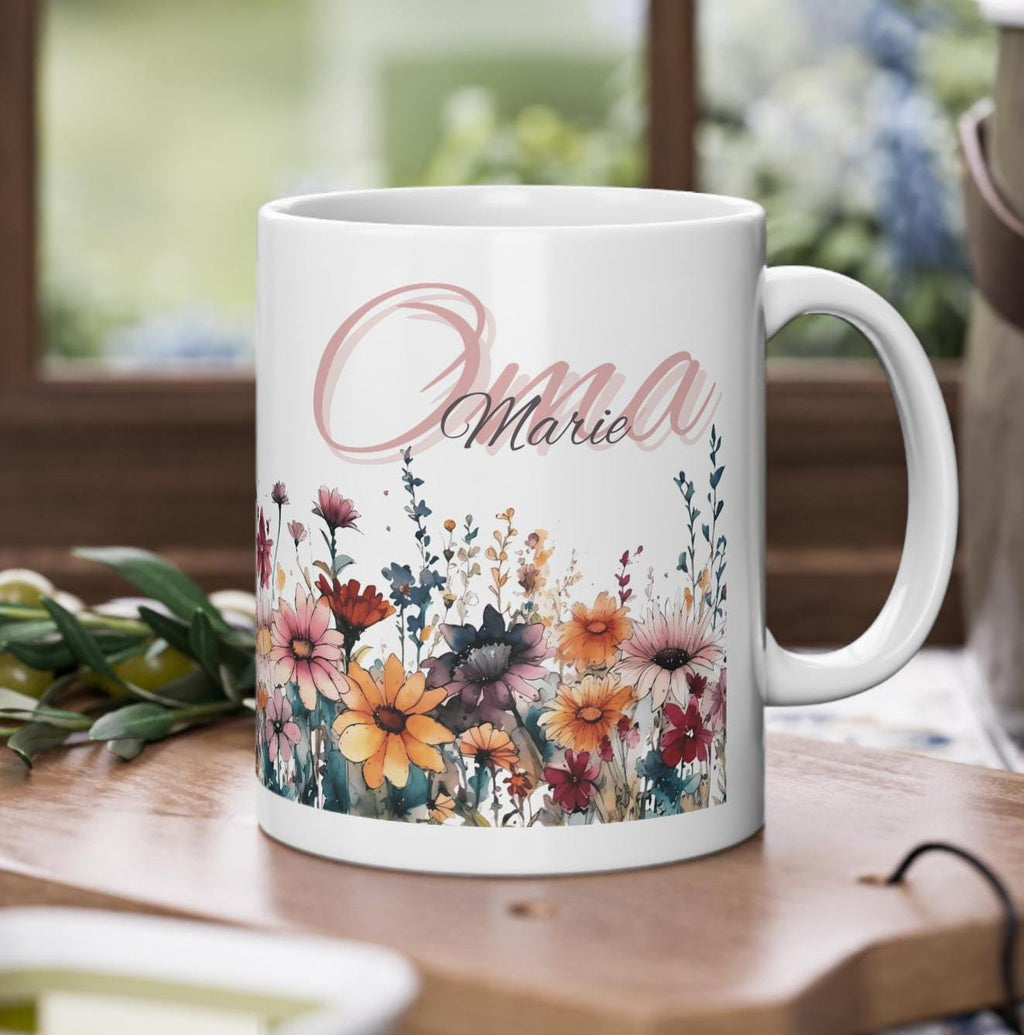 Personalisierte Keramiktasse für Oma mit Namen – Geschenk für Weihnachten, Geburtstag, besondere Anlässe – Tasse für Großmütter - GlamourDesign