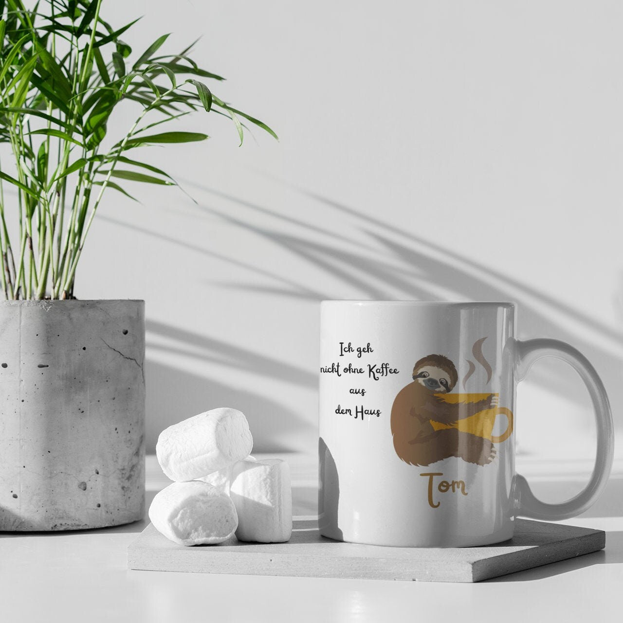 Personalisierte Tasse für Kaffeeliebhaber, Kaffeejunkies, Faultier Motiv |Kaffeetasse Namenstasse | Geschenkidee | Individuell bedruckt
