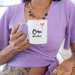 Lade das Bild in den Galerie-Viewer, Tasse als Geschenk für die Oma| mit Herzmotiv| Wunschnamen| Rosa
