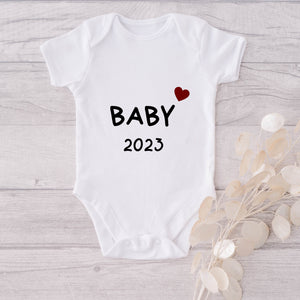 Baby Body | Baby 2023 | Geschenk zur Geburt | Schwangerschaftsverkündung